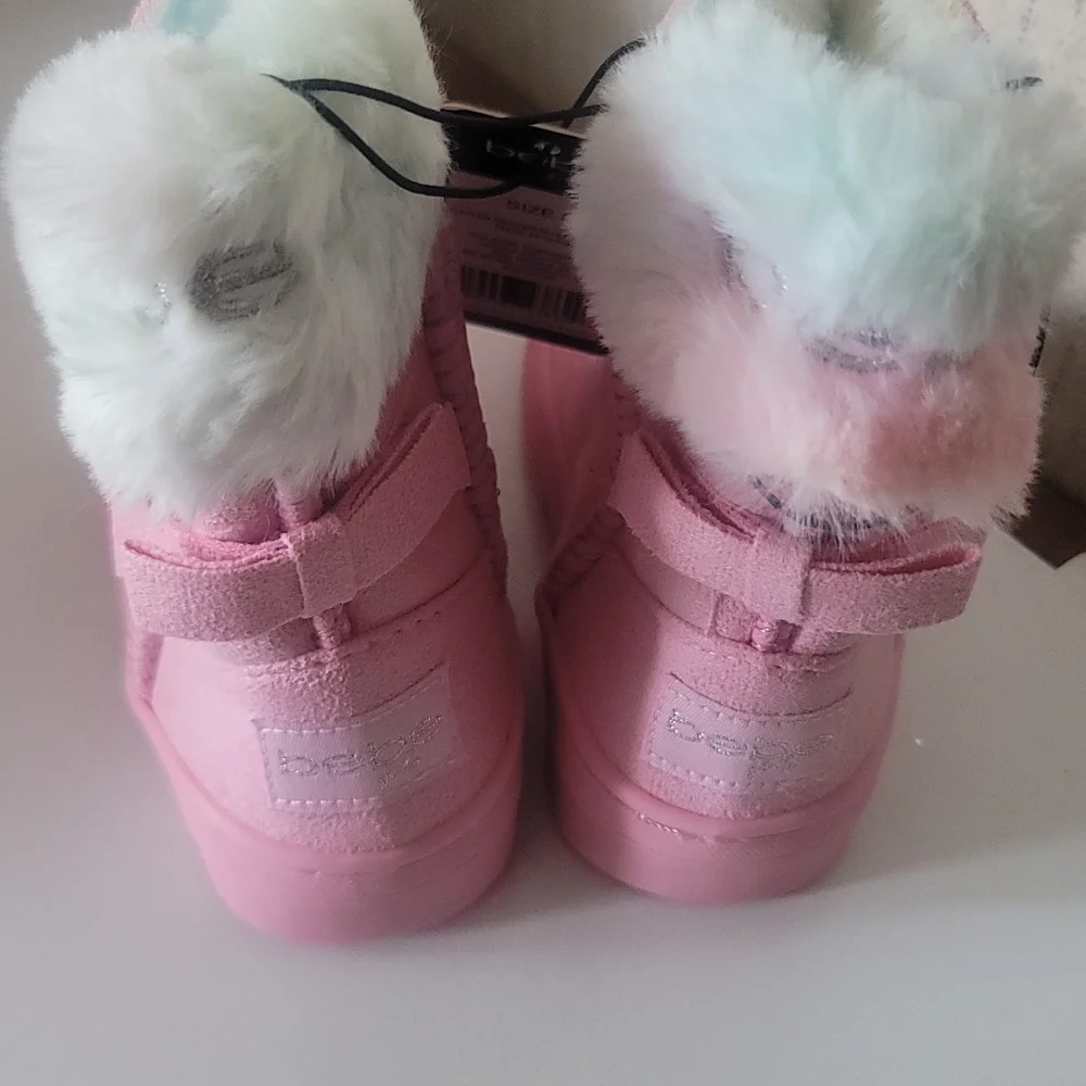 BEBE GIRLS LIGHT PINK Rainbow faux fur BOOTS: NWT: TODDLER 6